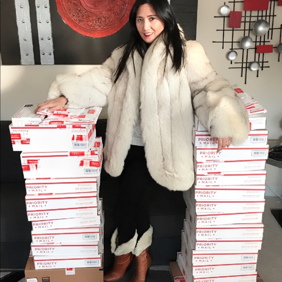 Welcome to my Closetπ! - Picture 7 of 8